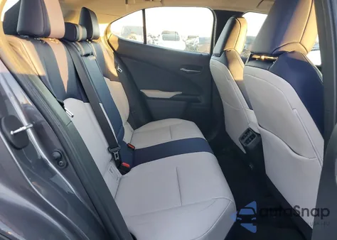 2022 Lexus Ux 200 Base z USA, uszkodzony, nr VIN JTHX3JBH0N2049305